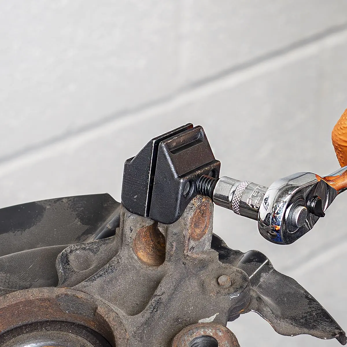 Sealey Suspension Split Hub & Ball Joint Spreader - Image 6