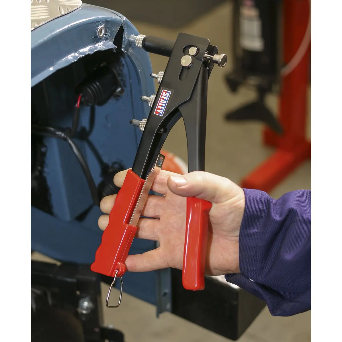 Sealey Threaded Nut Riveter - Image 3