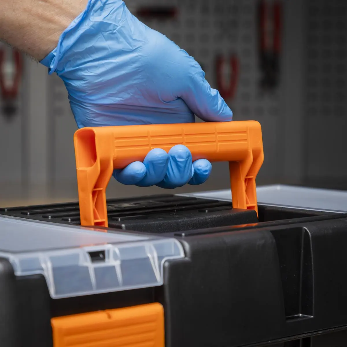 Sealey Toolbox with Tote Tray 560mm - Image 9