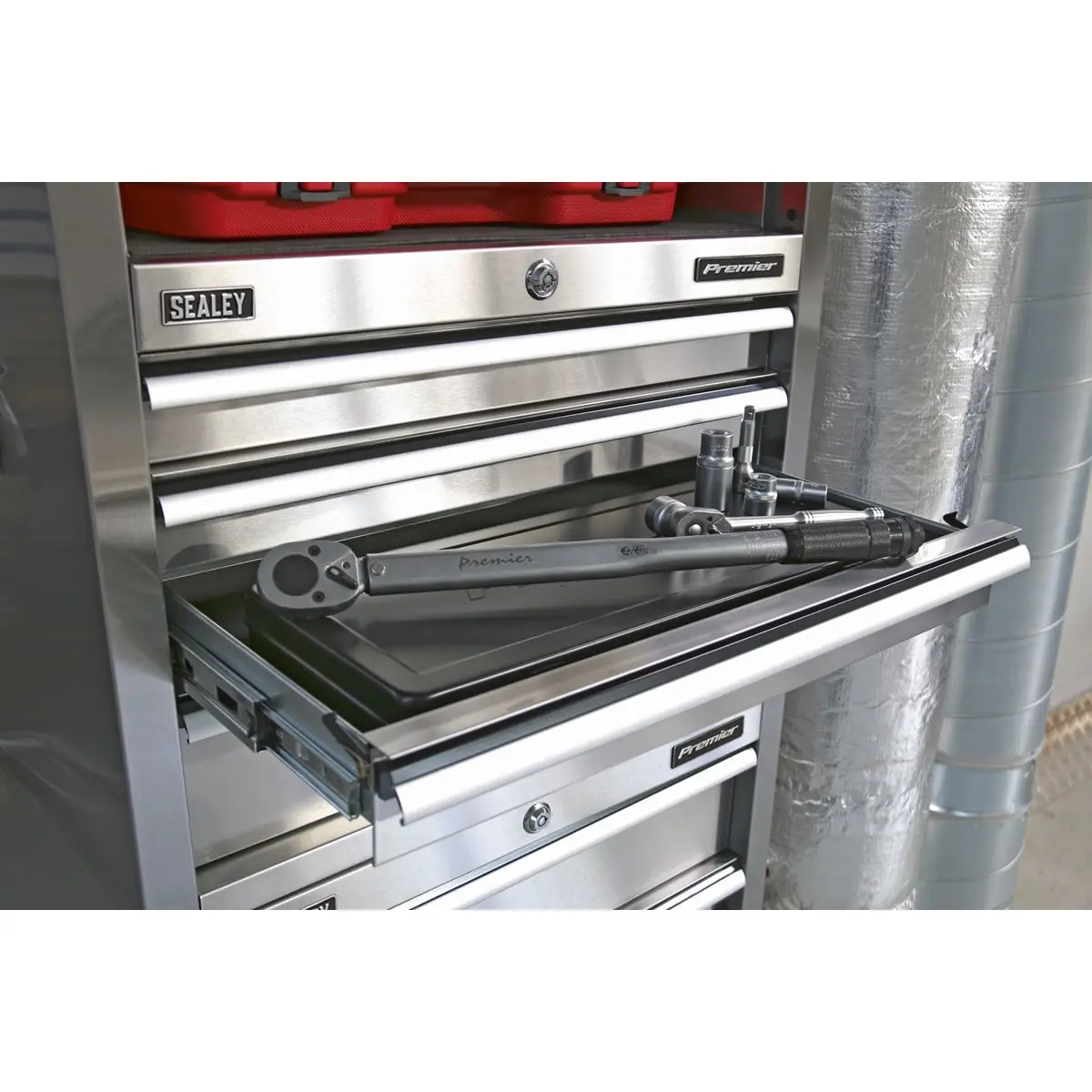 Sealey Premier Topchest 4 Drawer 675mm Stainless Steel Heavy-Duty - Image 6