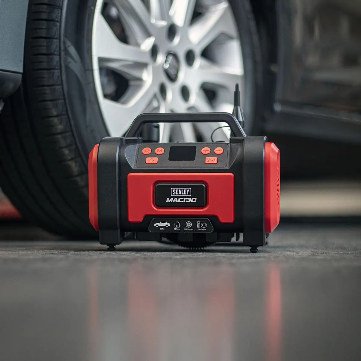 Sealey Tyre Inflator & High-Volume Air Pump 12V/230V AC - Image 9