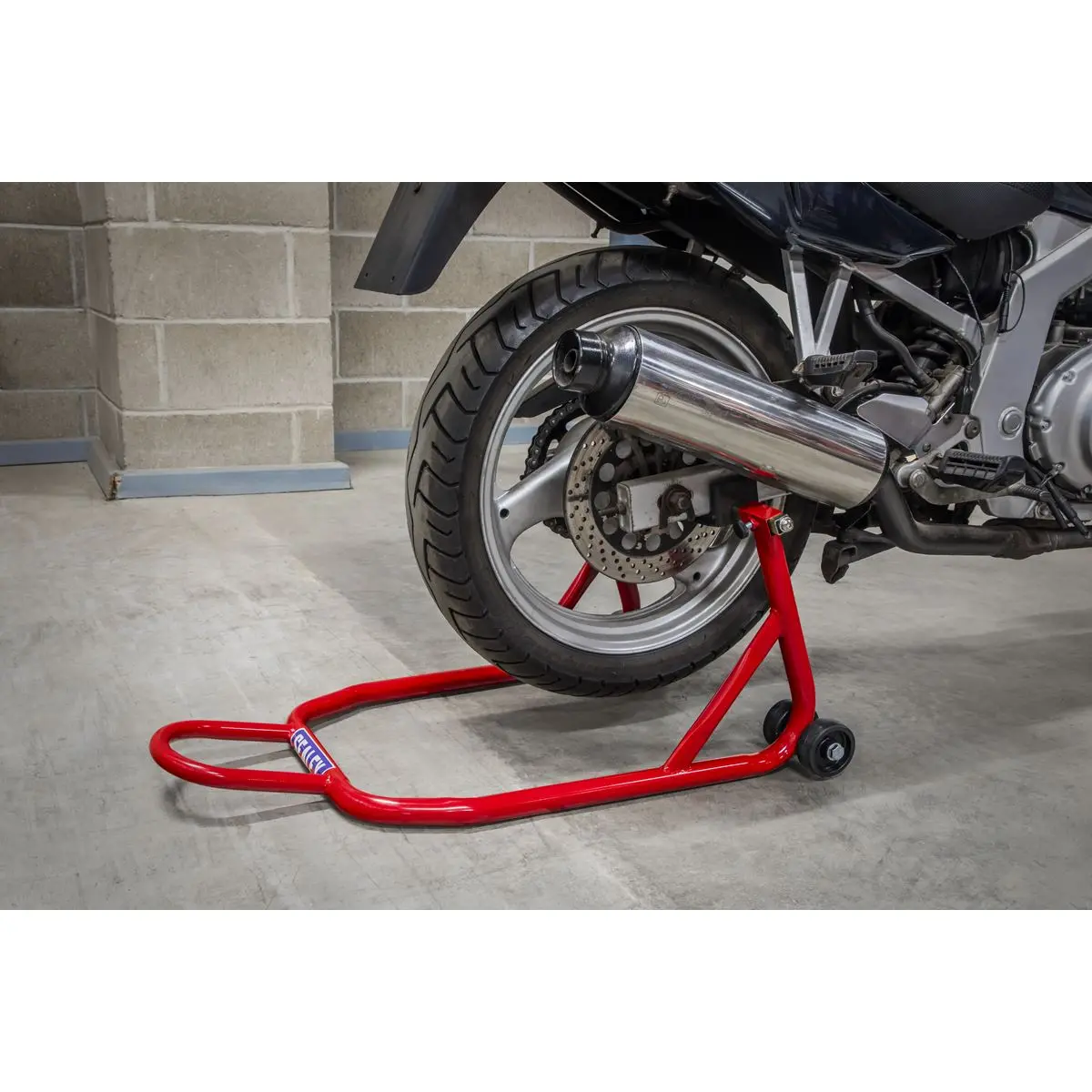 Sealey Universal Rear Paddock Stand with Rubber Supports - Image 5