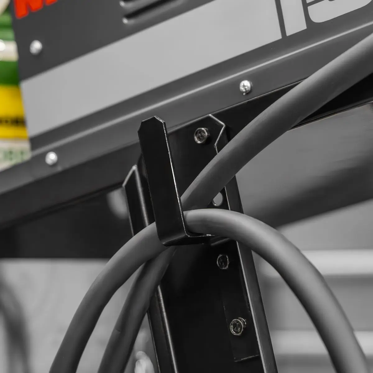 Sealey Universal Trolley for Portable MIG Welders - Image 4