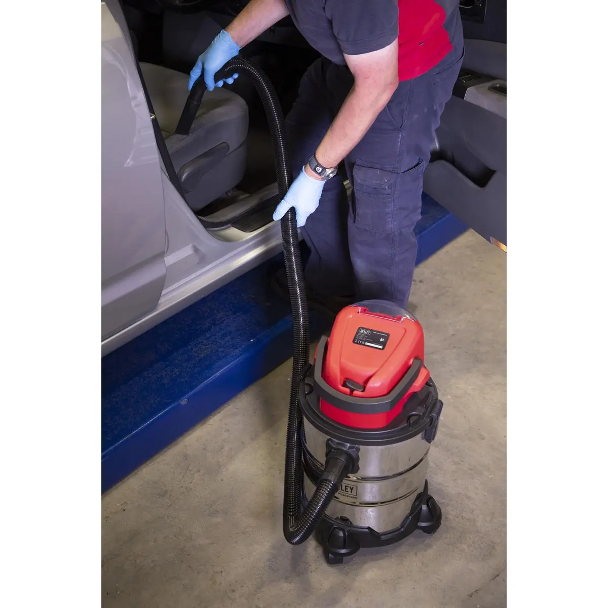 Sealey 20V Cordless 20L Wet and Dry Vacuum Cleaner Body Only - Image 10