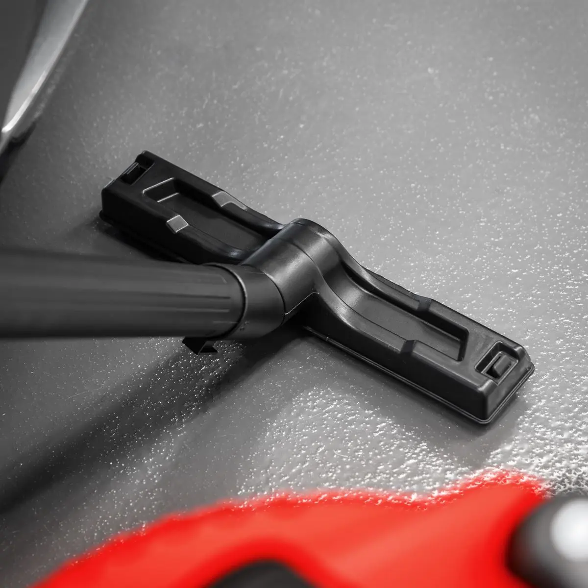 Sealey Vacuum Cleaner Wet & Dry 20L 1250W/230V - Image 8