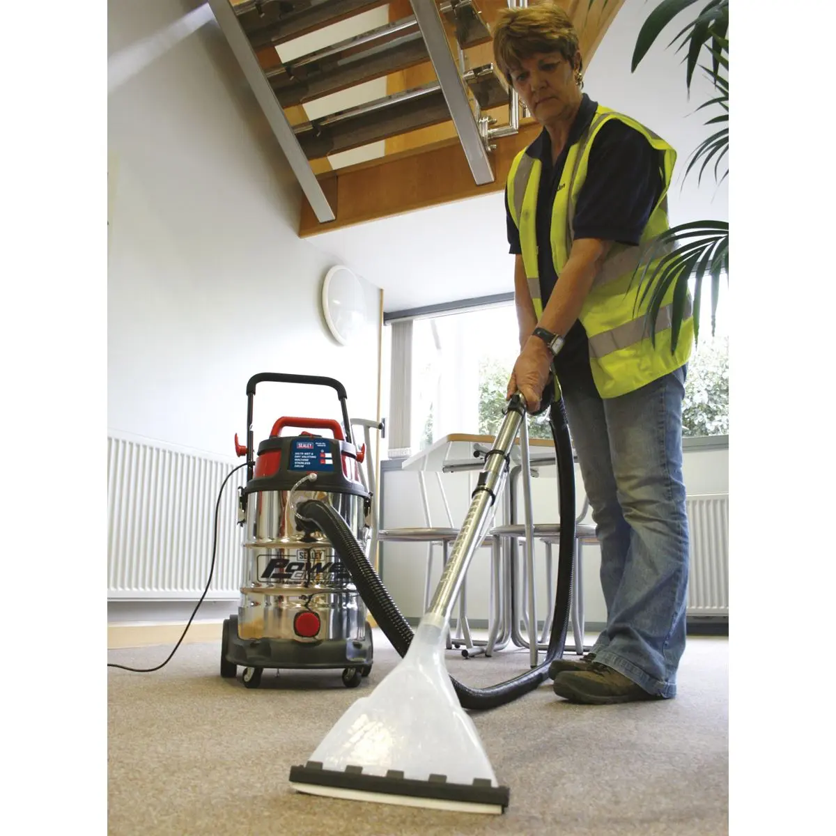 Sealey Valet Machine Wet & Dry 30L Stainless Drum - Image 7