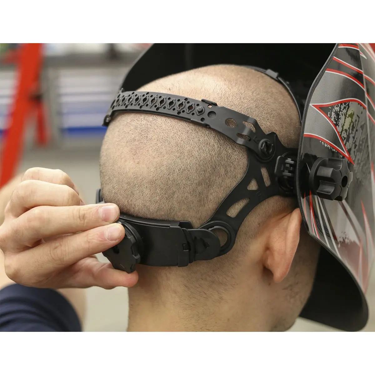 Sealey Welding Helmet Auto Darkening - Shade 9-13 - Image 6