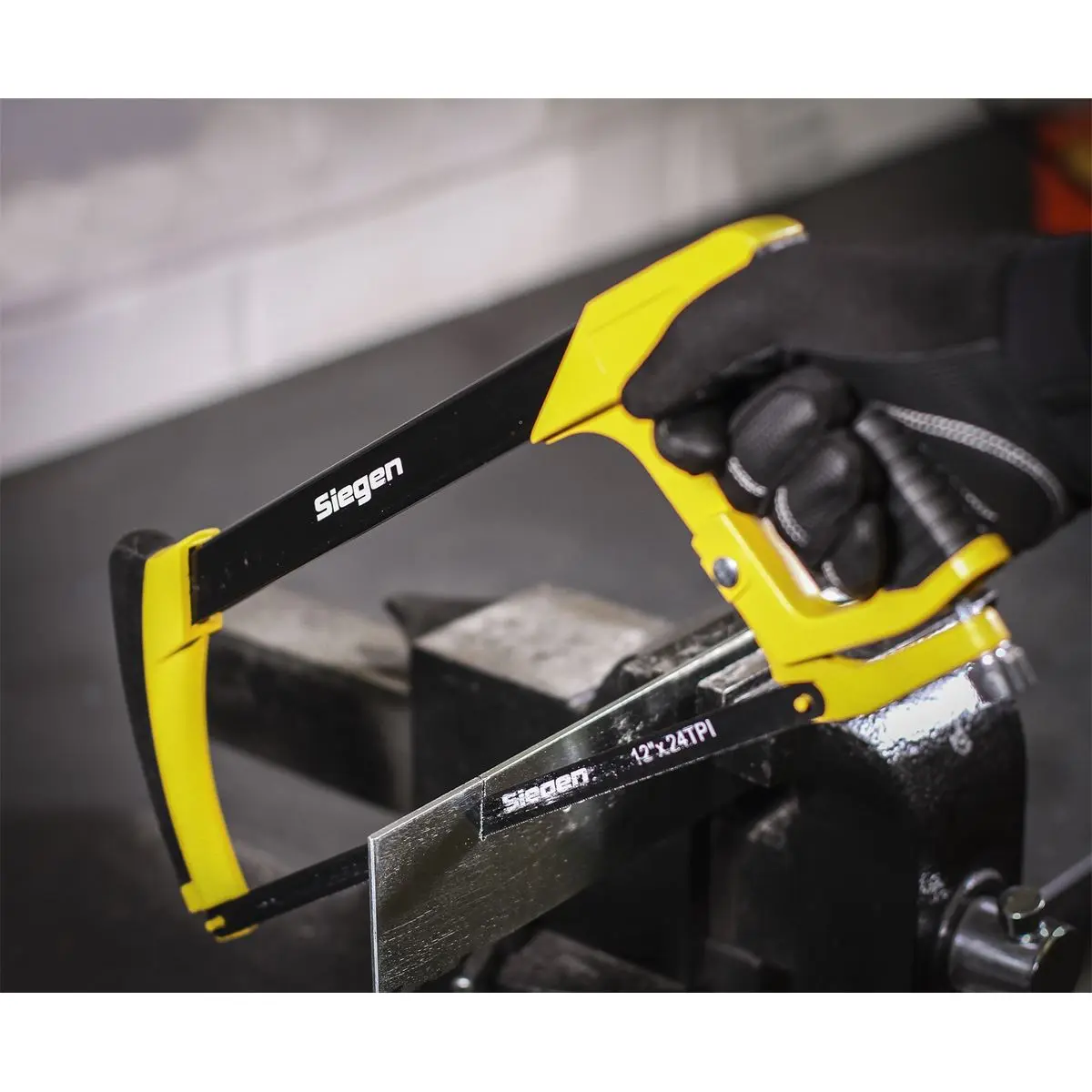 Siegen 300mm Engineers Hacksaw with 24 TPI Blade - Image 2