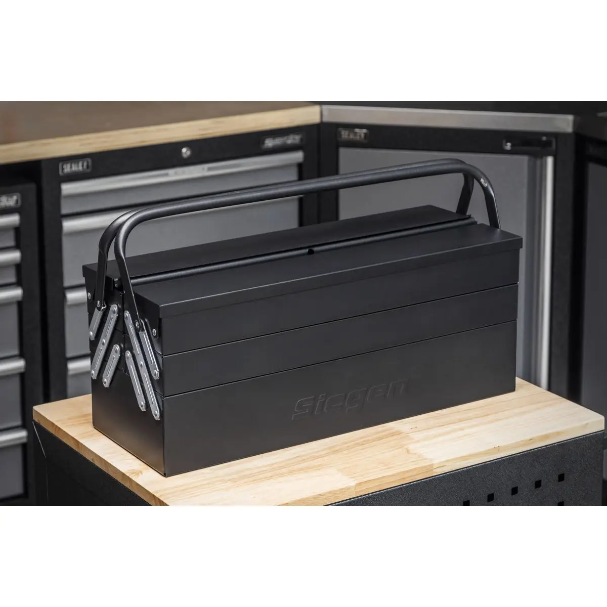 Siegen by Sealey Cantilever Toolbox with Tool Kit 86 Piece Sockets Spanners Screwdrivers - Image 8