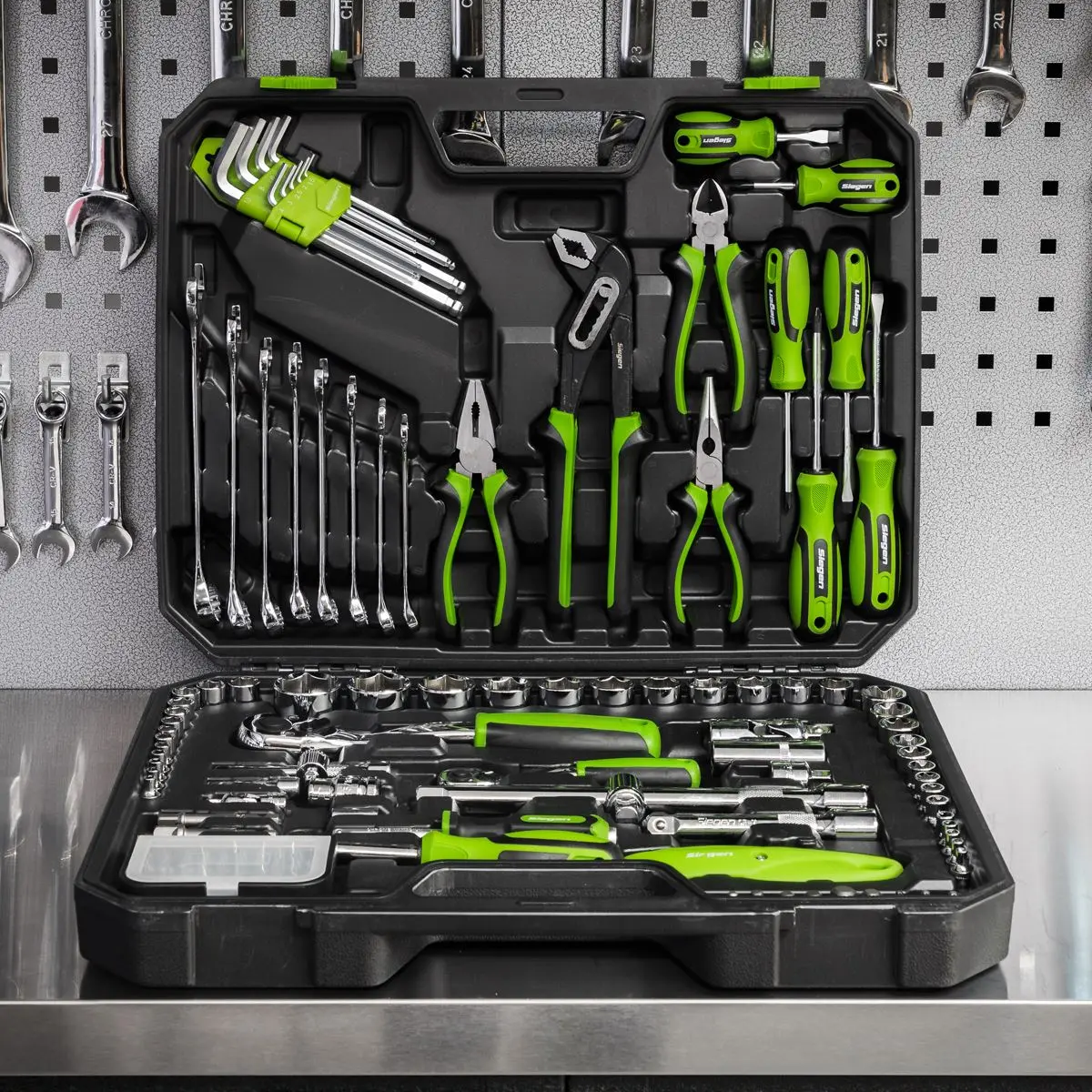 Siegen by Sealey Mechanic's Tool Kit 135 Piece 1/4" 1/2" Drive Sockets Spanners Hex Keys - Image 5