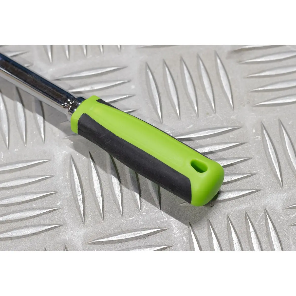 Siegen by Sealey Ratchet Wrench 1/4"Sq Drive Long Flexi-Head Flip Reverse - Image 3