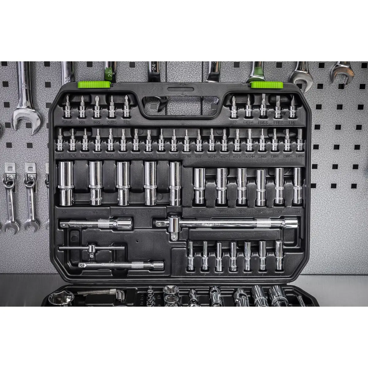 Siegen by Sealey Socket Set 171 Piece 1/4", 3/8" and 1/2" Drive WallDrive Metric 4-32mm - Image 3