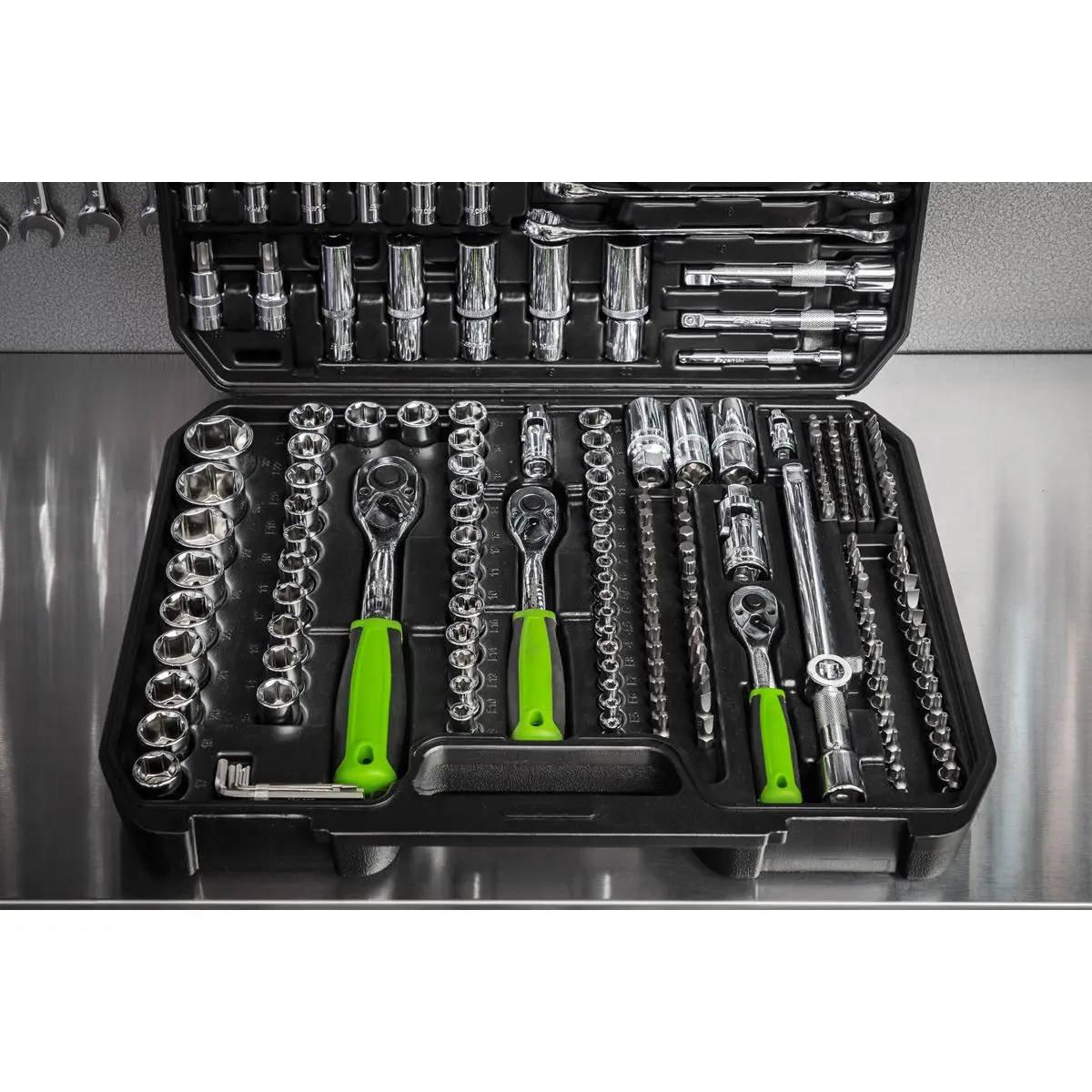 Siegen by Sealey Socket Set 219 Piece 1/4", 3/8" and 1/2" Drive WallDrive Metric 4-32mm - Image 3