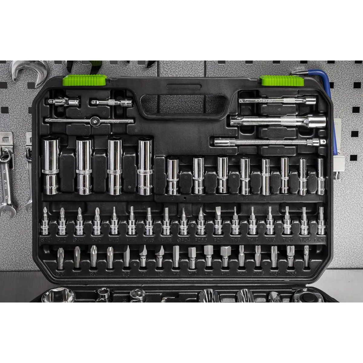 Siegen by Sealey Socket Set 94 Piece 1/4" and 1/2" Drive WallDrive Metric 4-32mm - Image 8