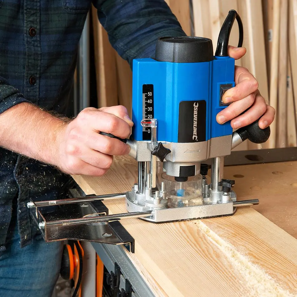Silverline 1020W Plunge Router 1/4" 329863 - Image 3