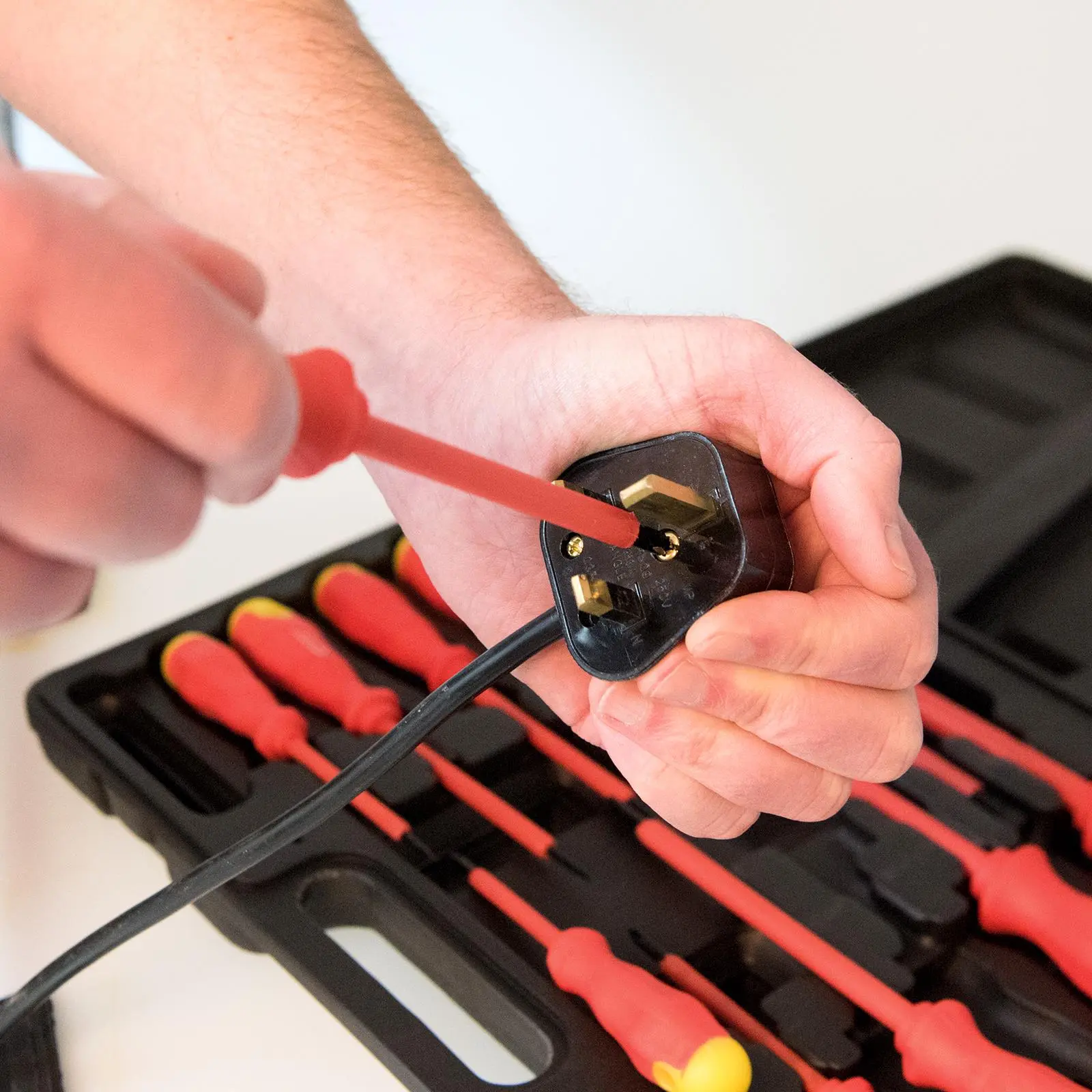 Silverline 11 Piece Insulated Screwdriver Set Slotted Phillips Chrome Vanadium Shafts - Image 11
