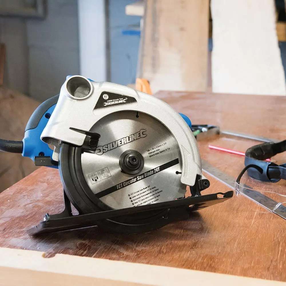 Silverline 1200W Circular Saw 185mm 845135 - Image 4