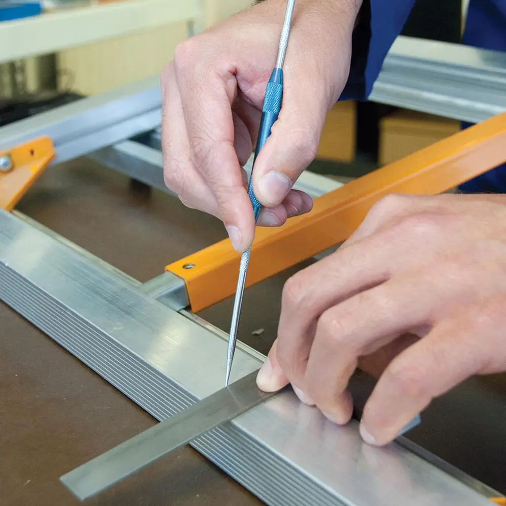 Silverline 200mm Engineers Scriber Straight & 90° Scoring Metal Plastic