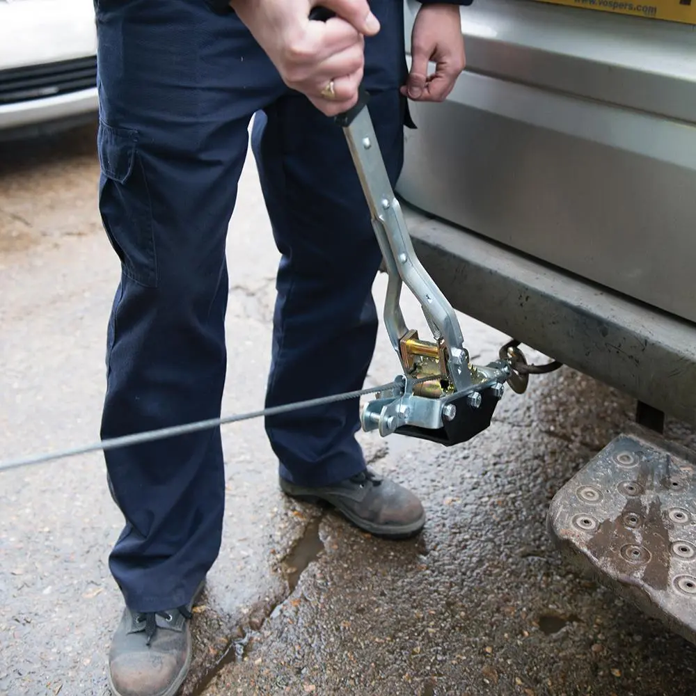 Silverline Heavy Duty Hand Cable Puller 2000kg / 3m 361253 - Image 2
