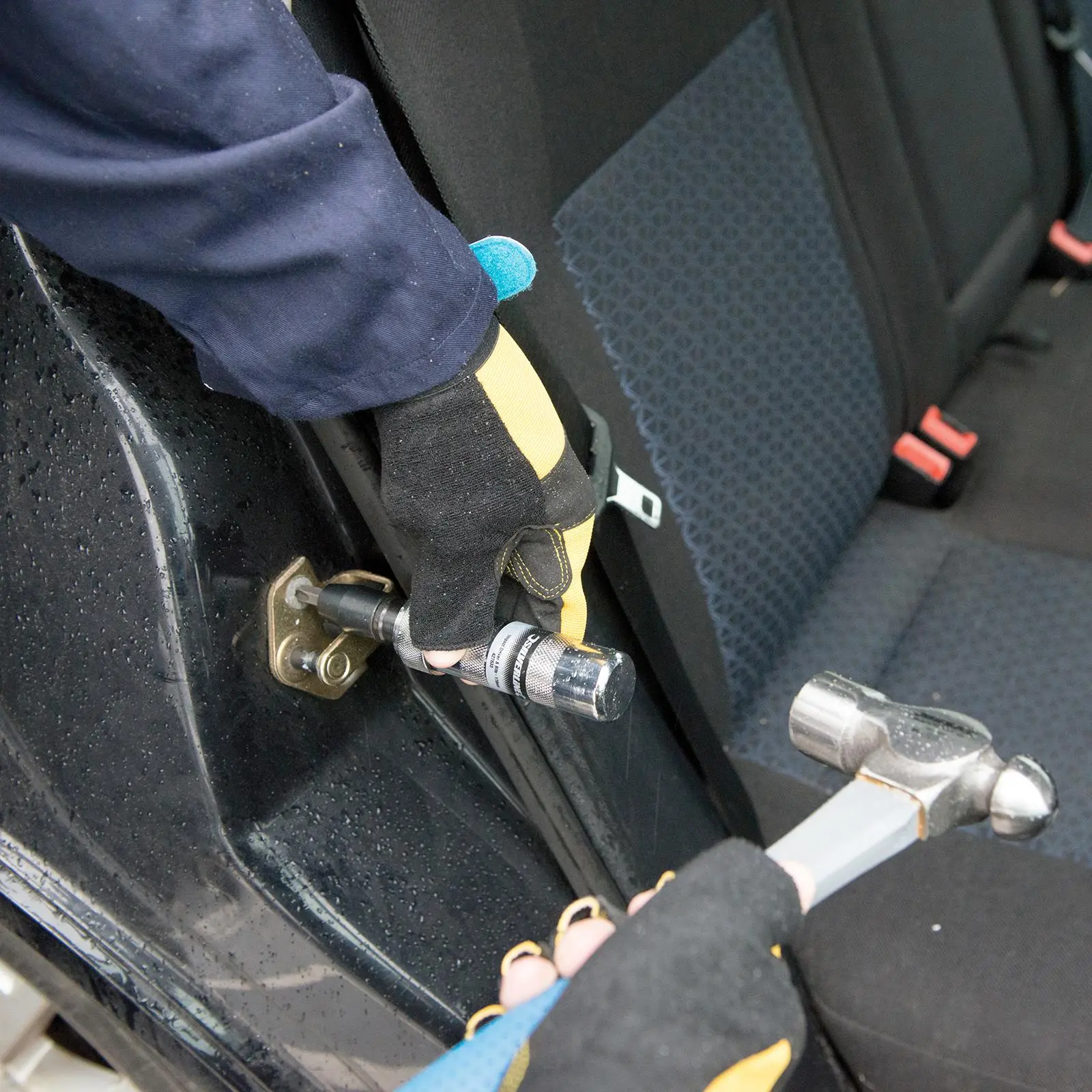 Silverline Impact Driver & Bits Driver Screwdriver Reversible Hammer - Image 4