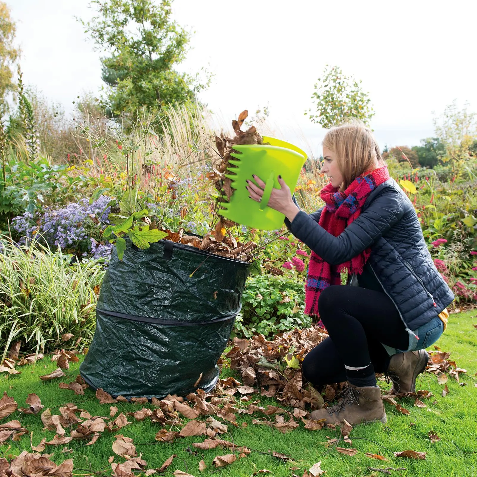 Silverline Leaf Collector 330x250mm Garden Waste Pronged Scoops Leaves - Image 7