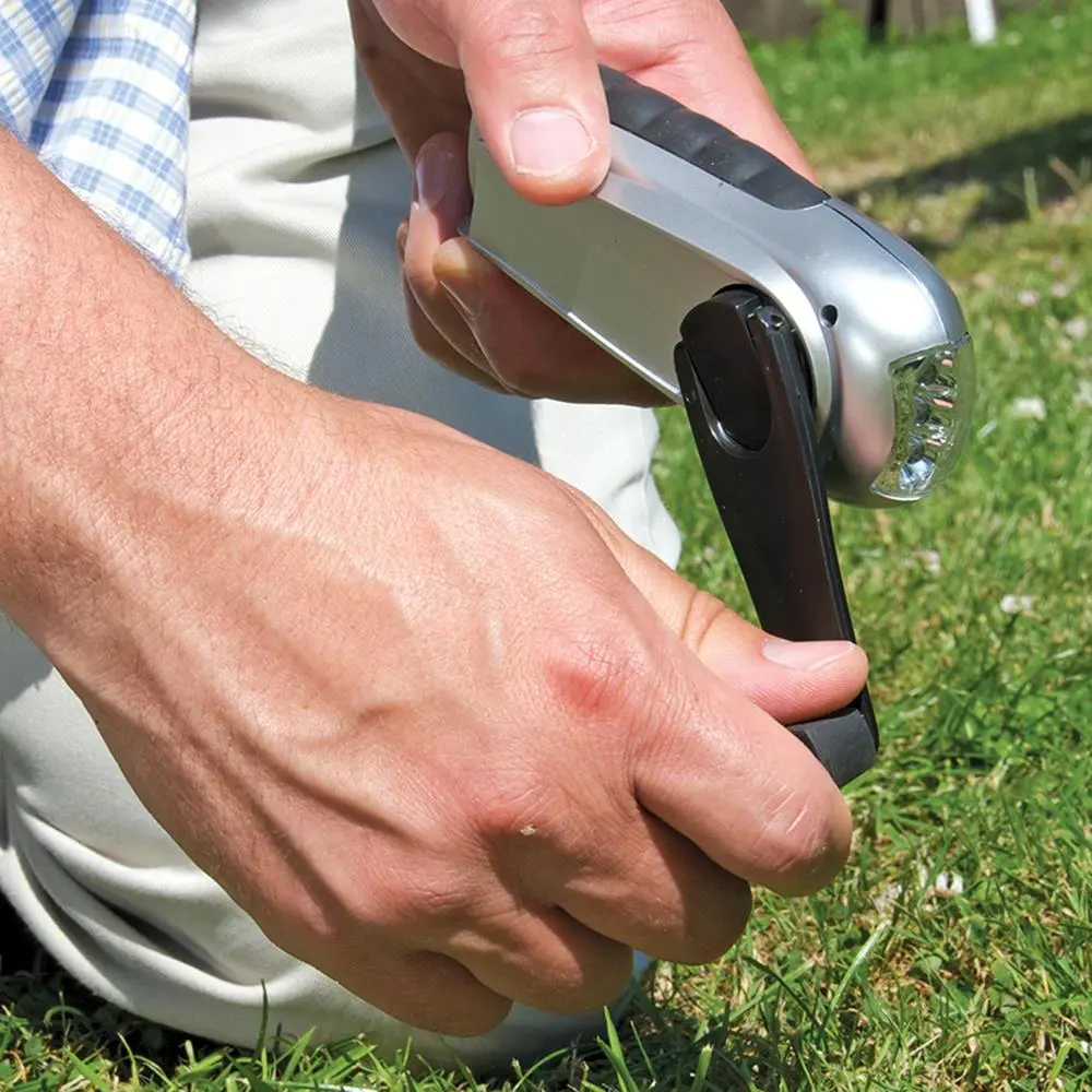 Silverline LED Wind-Up Torch 3 LED - Image 5