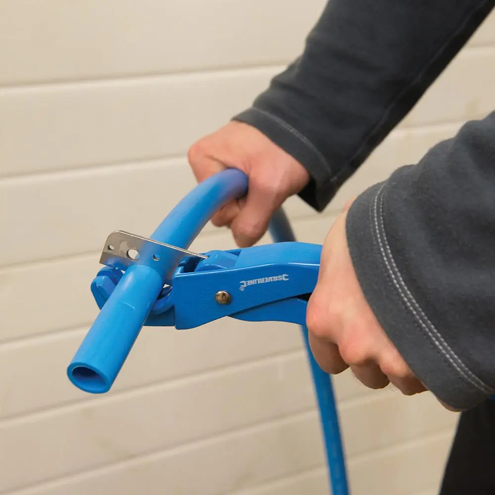Silverline Plastic Hose & Pipe Cutter 36mm 633767 - Image 2