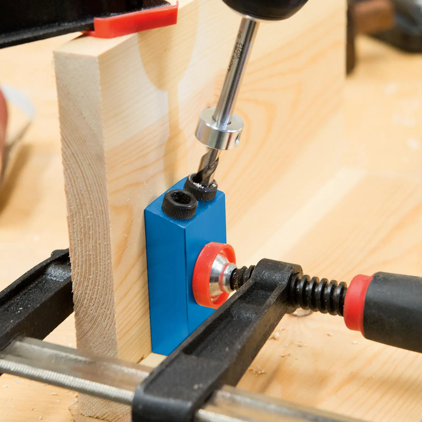 Silverline Pocket Hole Dowel Jig 6, 8, 10mm Guides Screw Joint Wood Joiner Drill - Image 9
