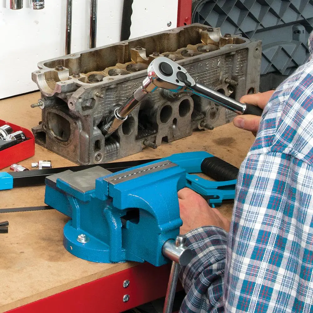 Silverline Workshop Vice 100mm (4") Jaw Capacity / 4.5kg - Image 4