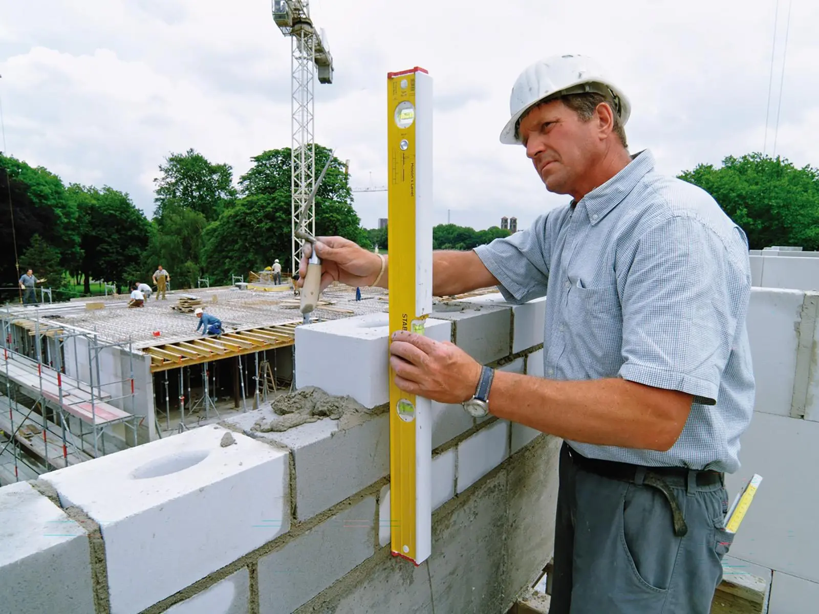 STABILA Type 96-2 K Masons Spirit Level 81cm for Bricklayers Aluminium Profile 16403 - Image 6