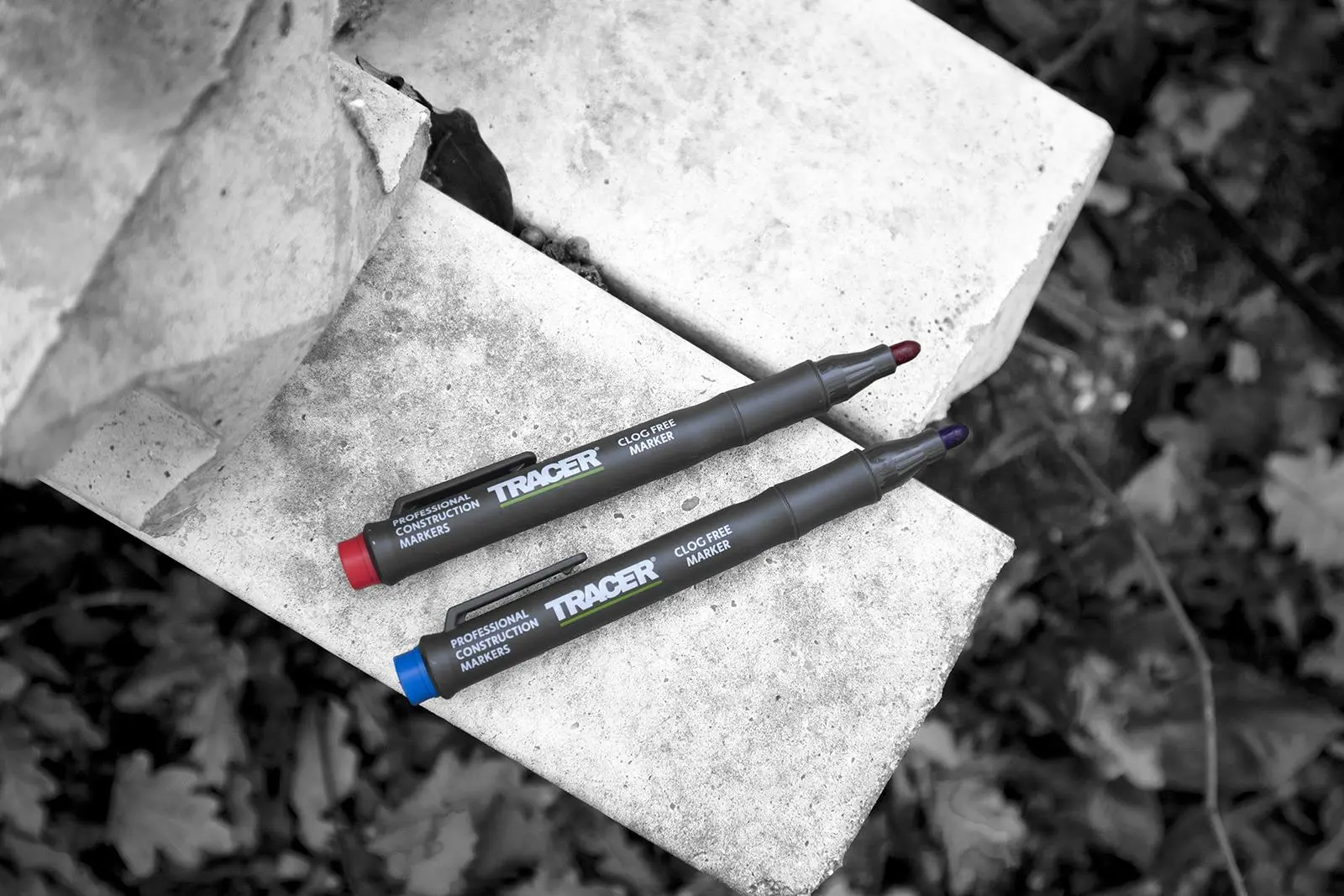 TRACER Clog Free Permanent Marker Kit 3 Piece Pack (Black Blue Red) comes with Site Holsters - Image 11