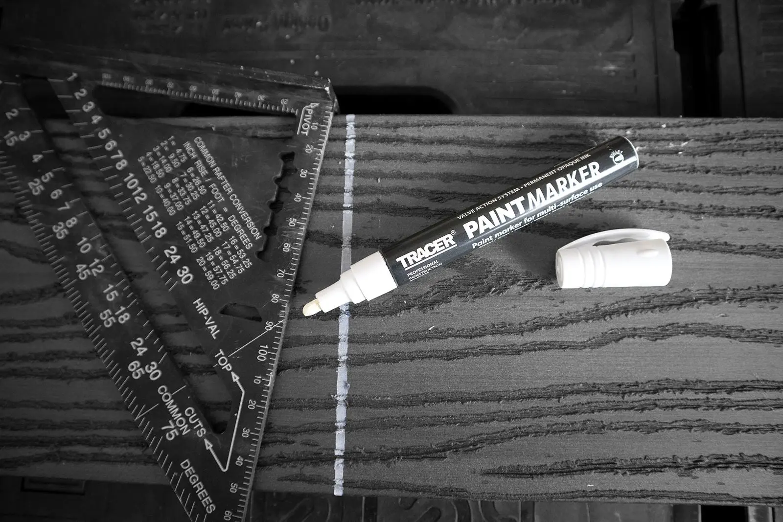 TRACER Paint Marker White 1-3mm Bullet Point - Image 6