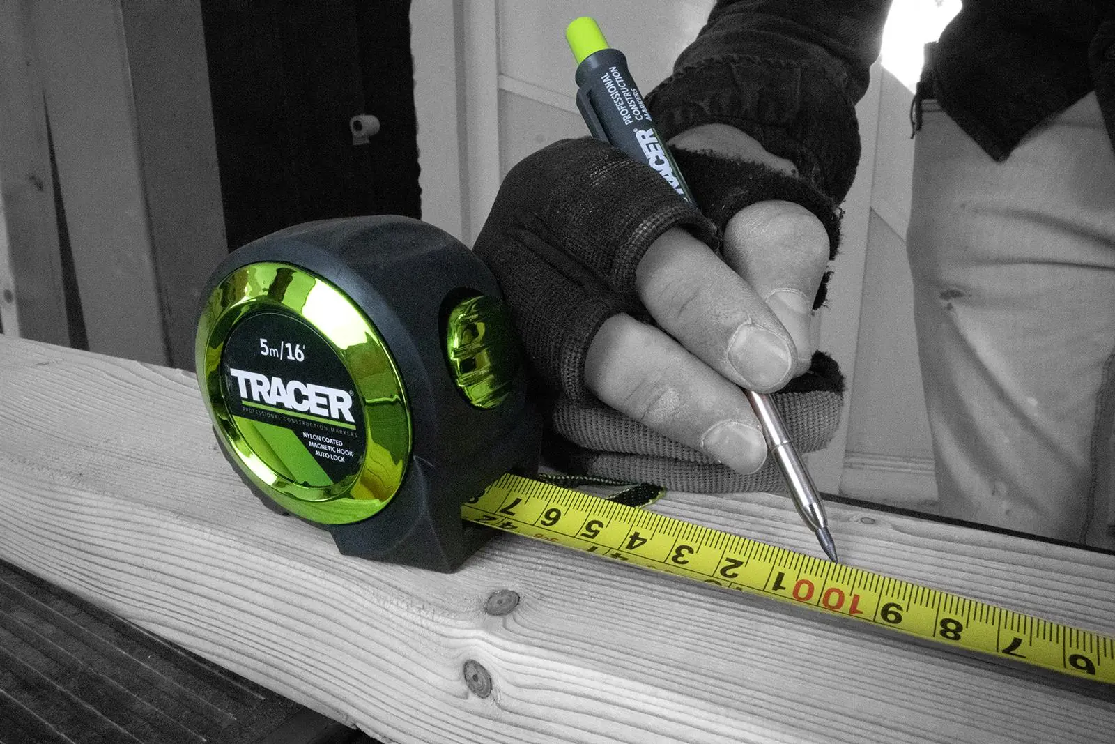 TRACER Tape Measure 5m Auto Lock Nylon Coated and Large Magnetic Hook - Image 3