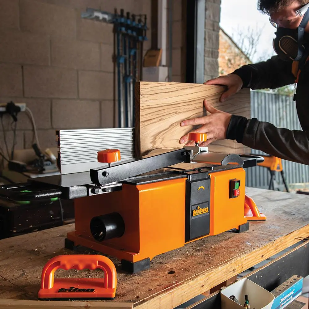 Triton 1100W Surface Planer 152mm TSPL152 350767 - Image 2