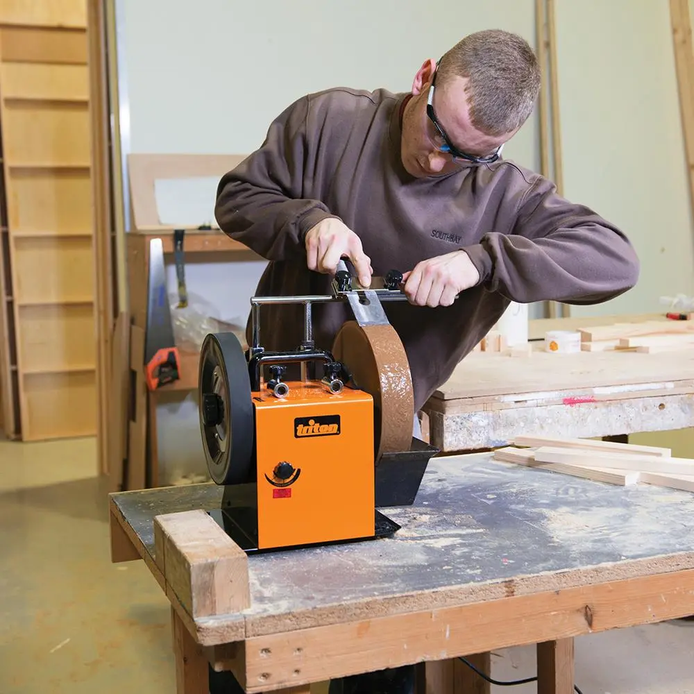 Triton 120W Whetstone Sharpener TWSS10 949257 - Image 12