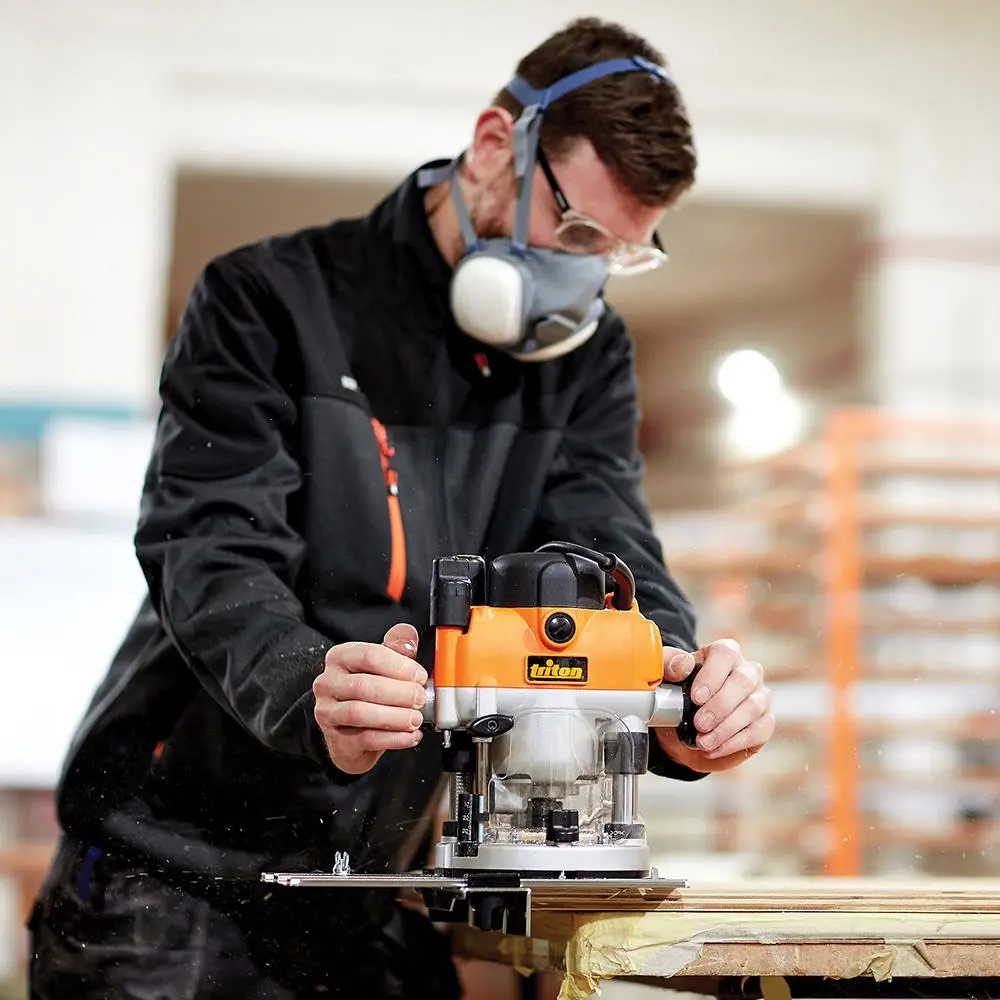 Triton 1400W Dual Mode Precision Plunge Router MOF001 330085 - Image 2