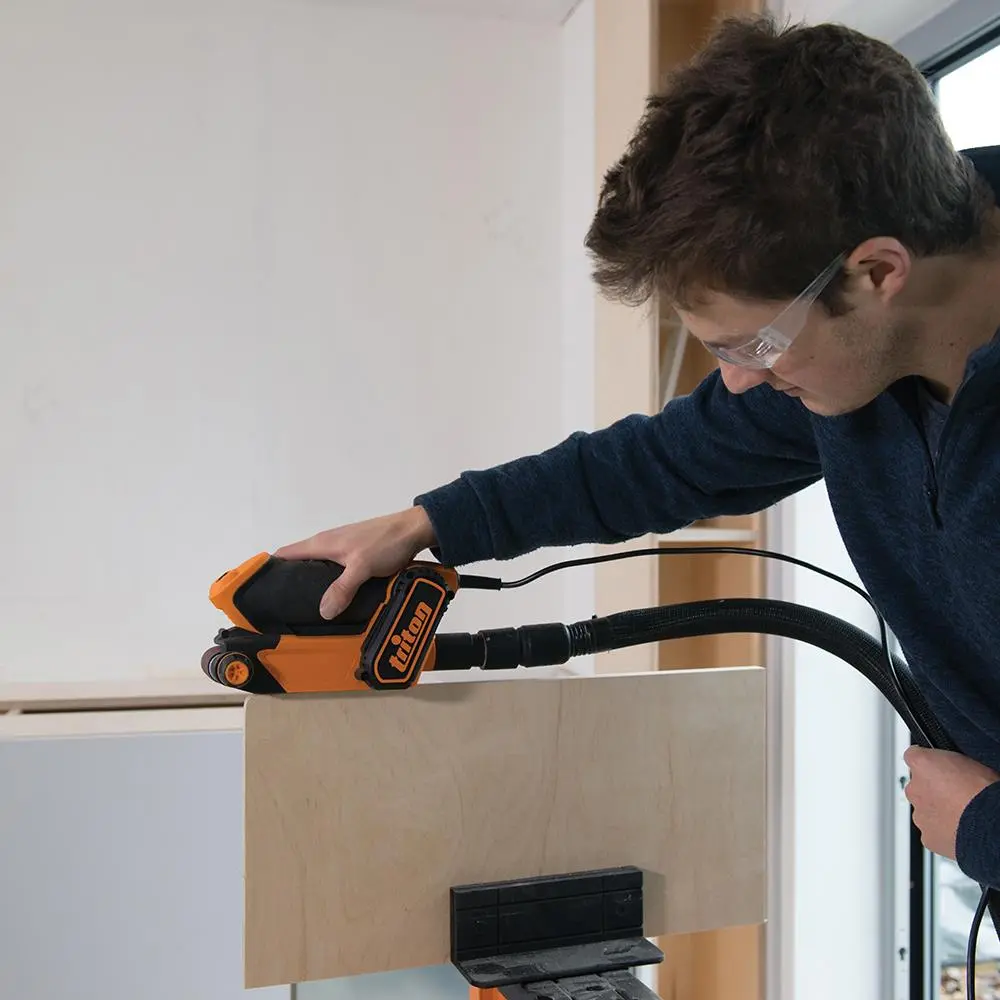 Triton 450W Palm Belt Sander 64mm TCMBS 475114 - Image 3