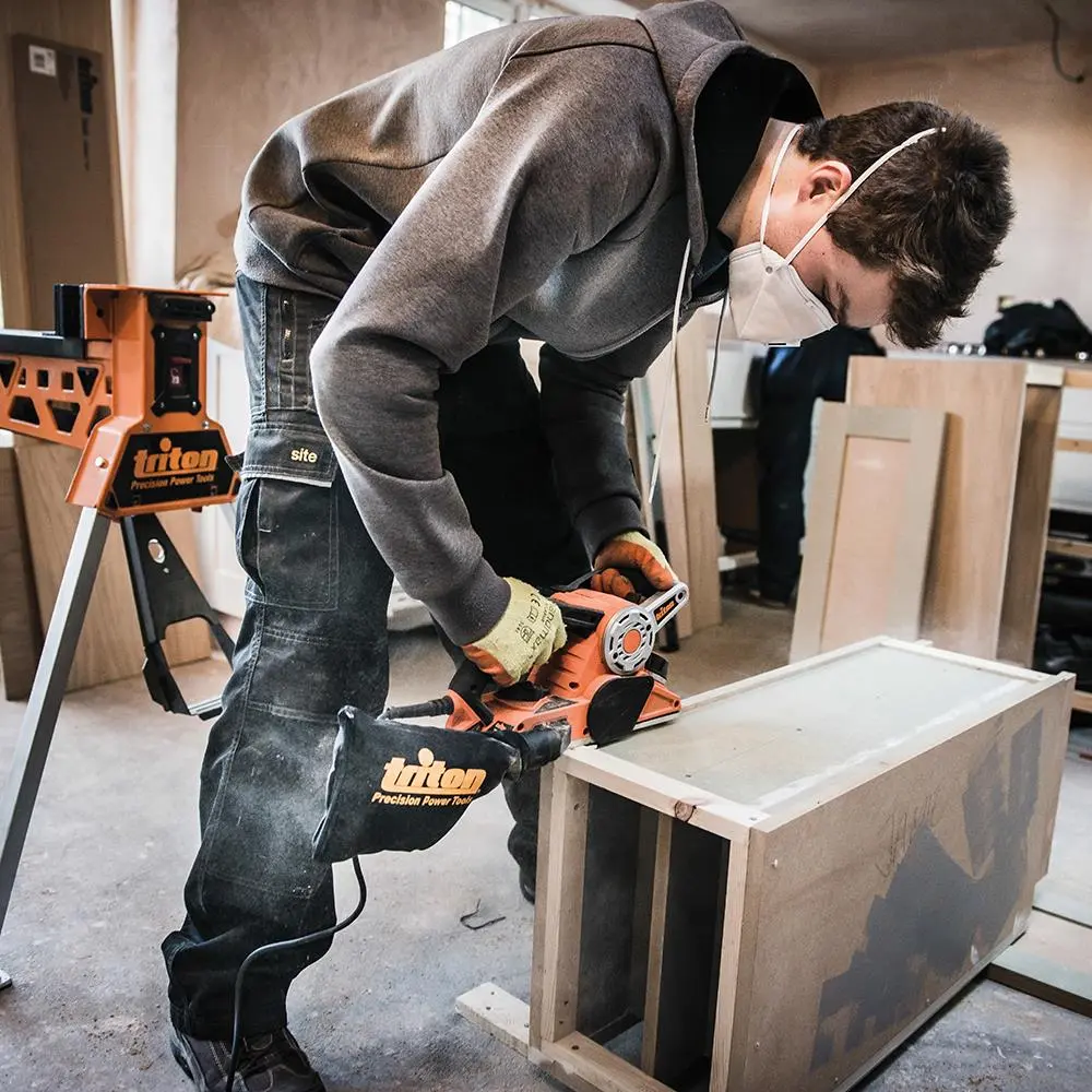 Triton 750W Unlimited Rebate Planer 82mm TRPUL 837520 - Image 9