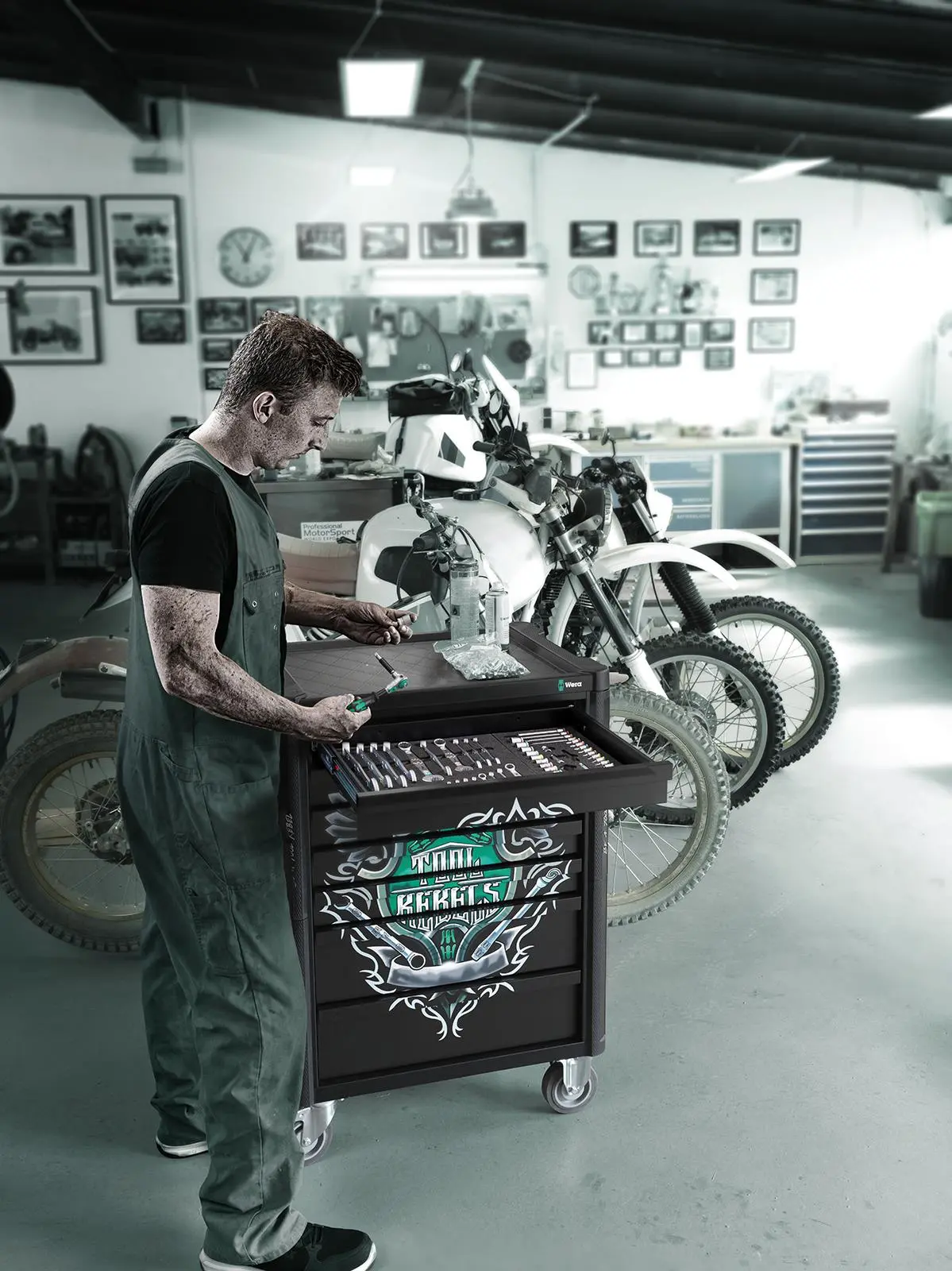 Wera Tool Rebel Roller Cabinet 9700 1 78 Pieces 4 Foam Drawer Inserts Lockable Drawers - Image 4