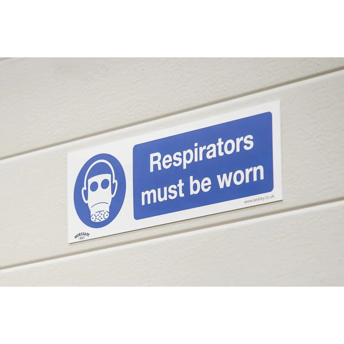 Worksafe by Sealey Mandatory Safety Sign - Respirators Must Be Worn - Self-Adhesive Vinyl - Pack of 10 - Image 4