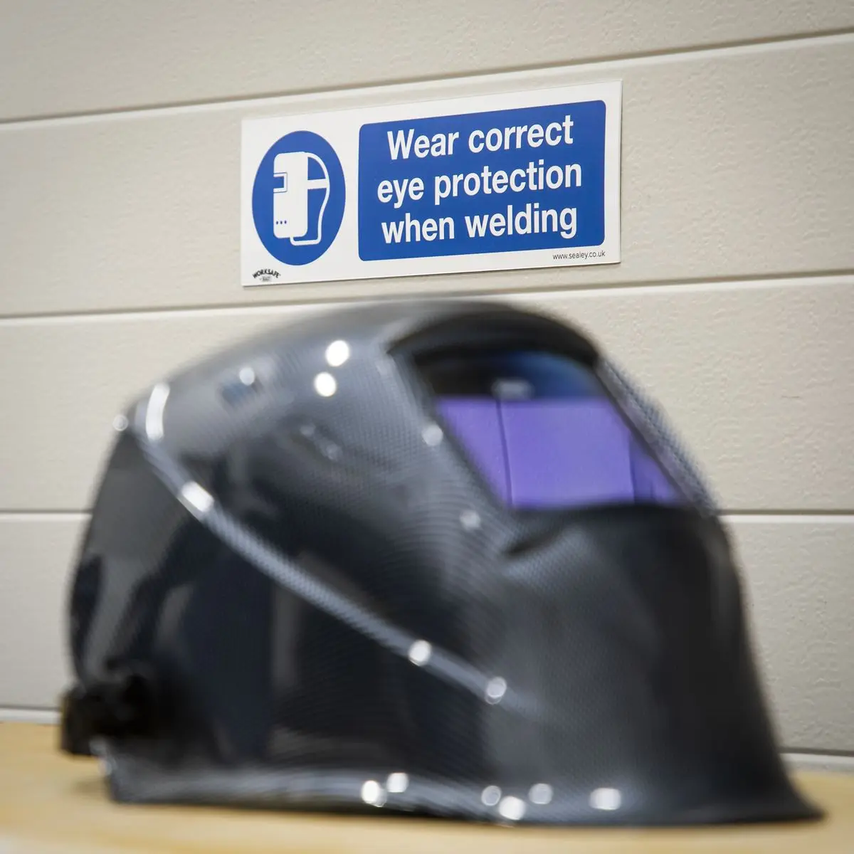 Worksafe by Sealey Mandatory Safety Sign - Wear Eye Protection When Welding - Self-Adhesive Vinyl - Pack of 10 - Image 4
