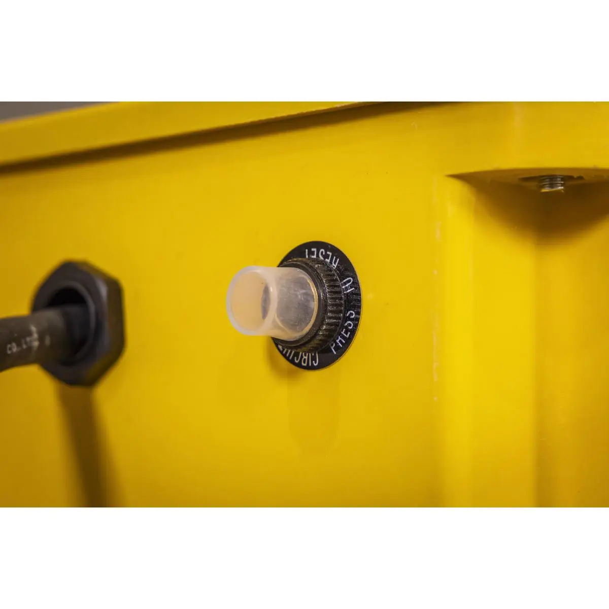 Sealey Portable Transformer 3000VA - Image 2