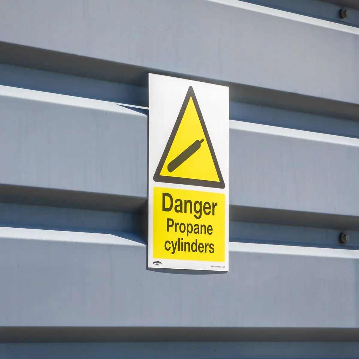 Worksafe by Sealey Warning Safety Sign - Danger Propane Cylinders - Self-Adhesive Vinyl - Image 4