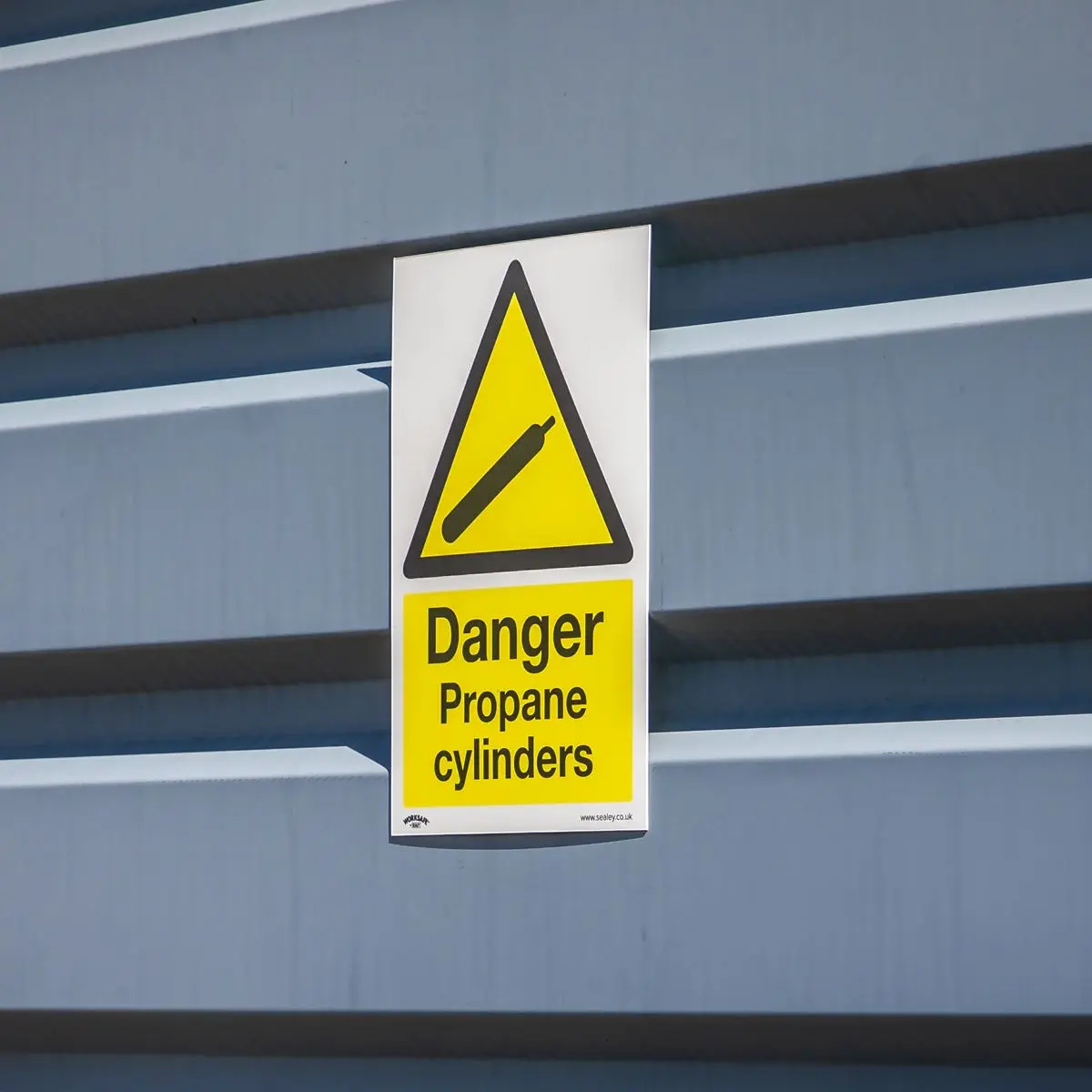 Worksafe by Sealey Warning Safety Sign - Danger Propane Cylinders - Self-Adhesive Vinyl - Image 7